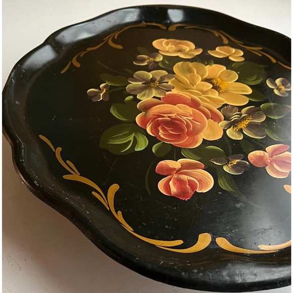 Handpainted Toleware Tray with Beautiful Yellow Blooms - Picture 4 of 10